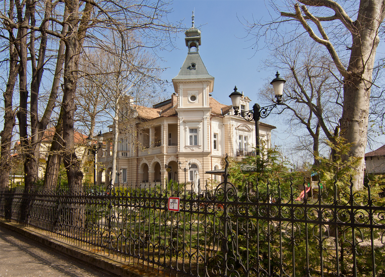 Hotel Jókai Villa.